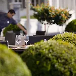Angleterre Hotel 4*