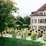 Angleterre Hotel 4*