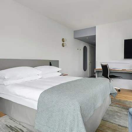 Hotel Angleterre 4*