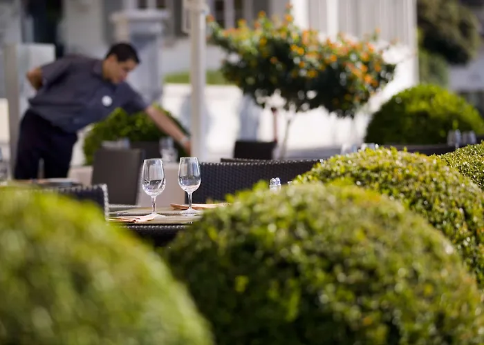 Angleterre Hotell 4*