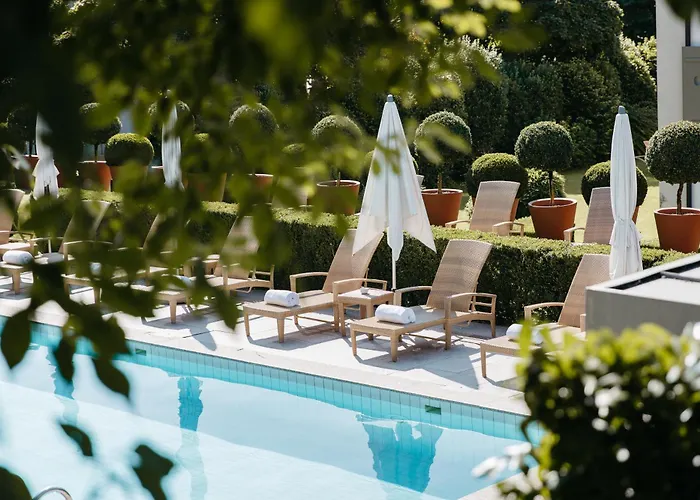 Angleterre Hotell 4*