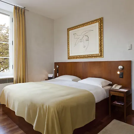 Angleterre 4* Lausana